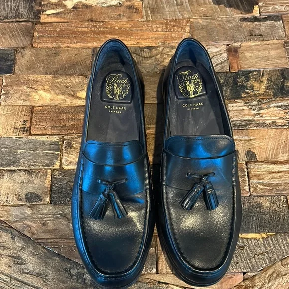 Cole Haan | Shoes | Cole Haan Black Leather Pinch Tassel  display picture 1